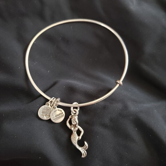 Alex and Ani Mermaid Silver Charm Bracelet Bangle Beach Boho 341 - Picture 1 of 3